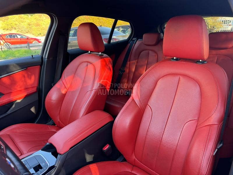 BMW 120 X-DRIVE/M-PAKET