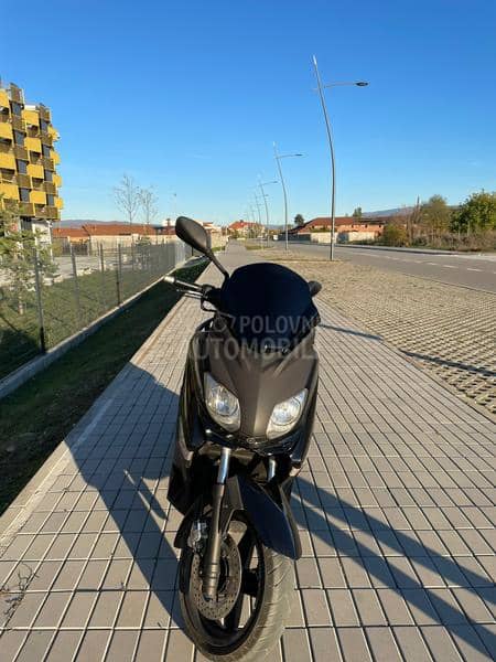 Yamaha X MAX