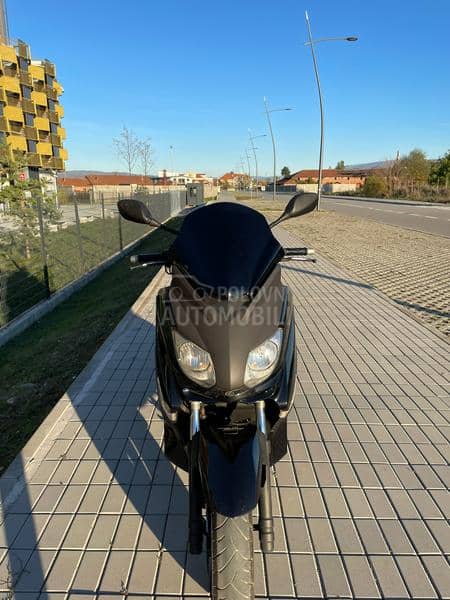 Yamaha X MAX