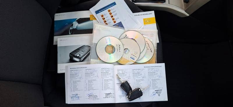 Opel Astra H 1.6 REZERVISA NO