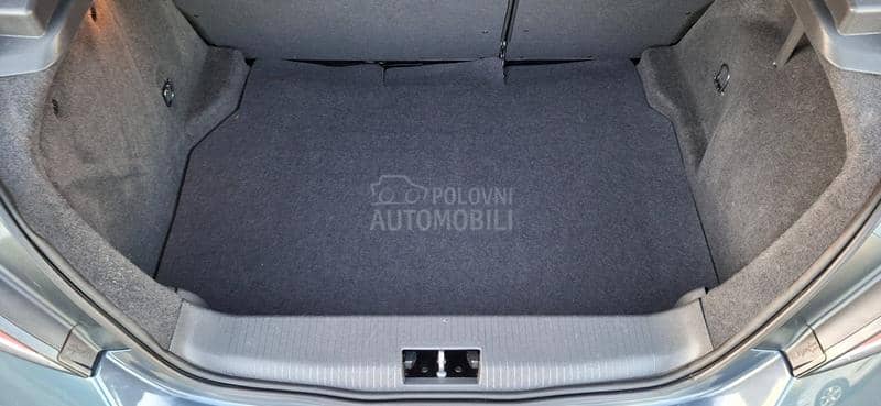 Opel Astra H 1.6 REZERVISA NO