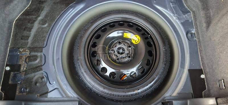 Opel Astra H 1.6 REZERVISA NO