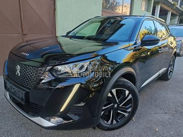 Peugeot 2008 1.2 ALLURE