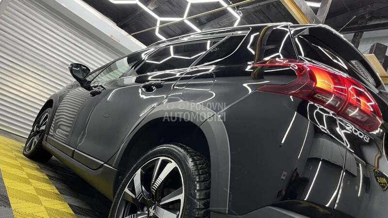Peugeot 2008 Allur 1/1