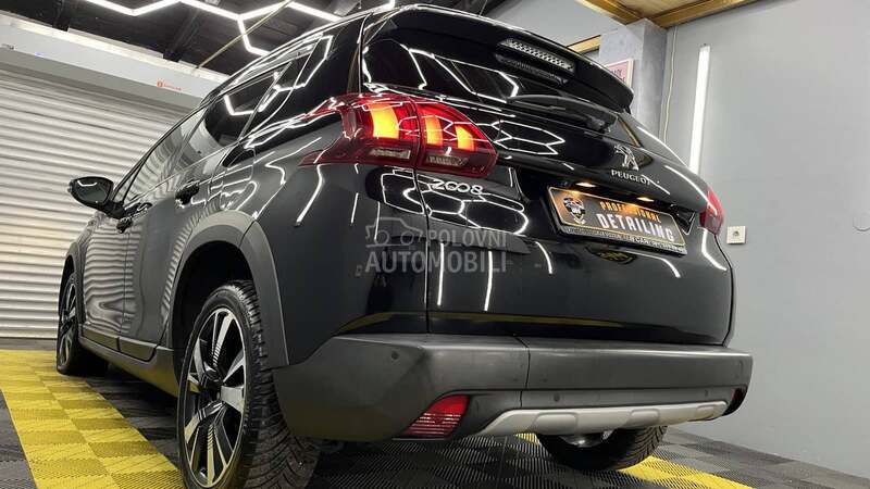 Peugeot 2008 Allur 1/1