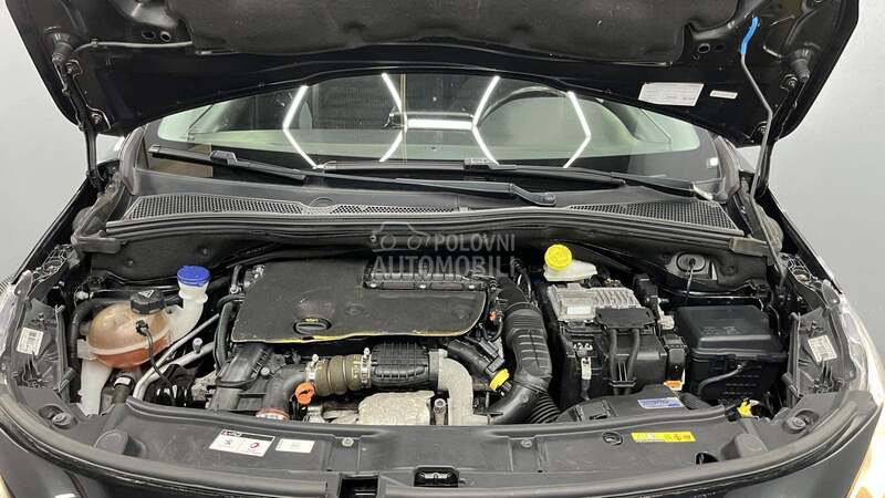 Peugeot 2008 Allur 1/1