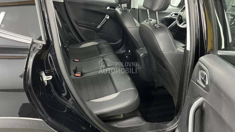 Peugeot 2008 Allur 1/1