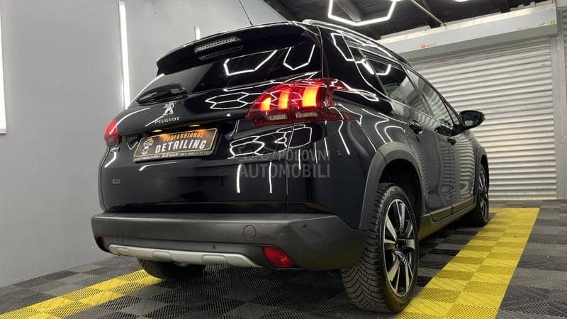 Peugeot 2008 Allur 1/1