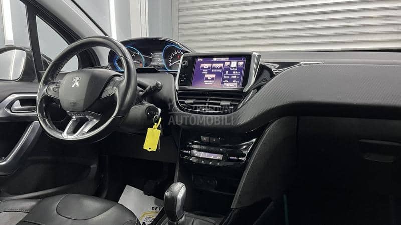 Peugeot 2008 Allur 1/1