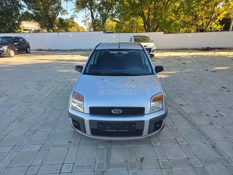Ford Fusion 1.6 16v