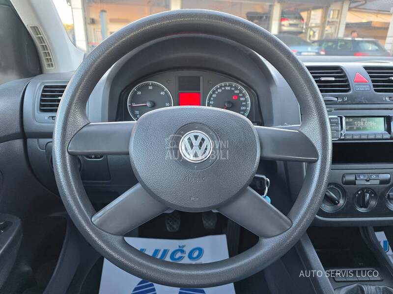 Volkswagen Golf 5 1.9 TDI n e m a c