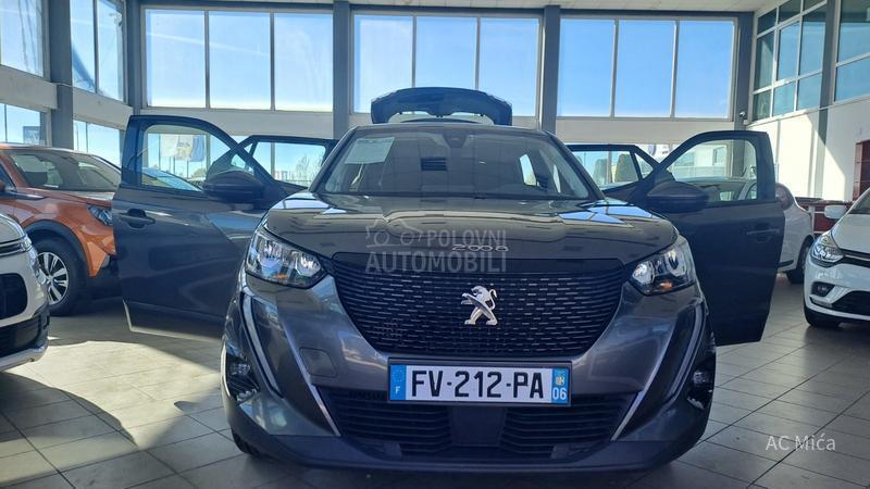 Peugeot 2008 1.2 PURE NAV AUT ALU
