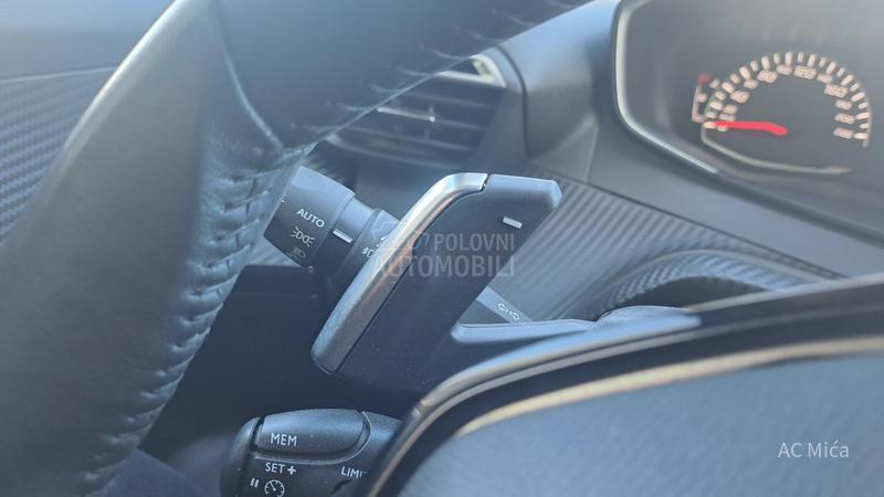 Peugeot 2008 1.2 PURE NAV AUT ALU