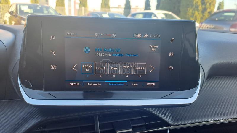 Peugeot 2008 1.2 PURE NAV AUT ALU