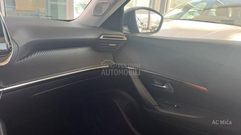 Peugeot 2008 1.2 PURE NAV AUT ALU