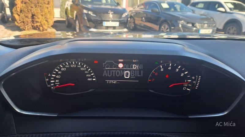 Peugeot 2008 1.2 PURE NAV AUT ALU