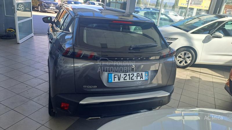 Peugeot 2008 1.2 PURE NAV AUT ALU