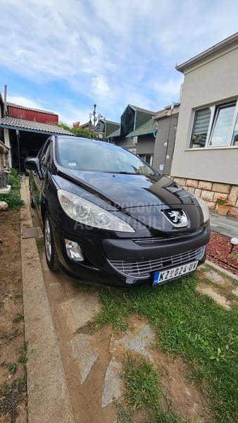 Peugeot 308 1