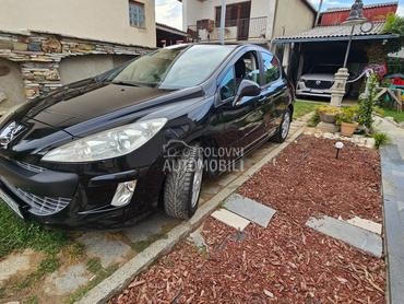 Peugeot 308 1