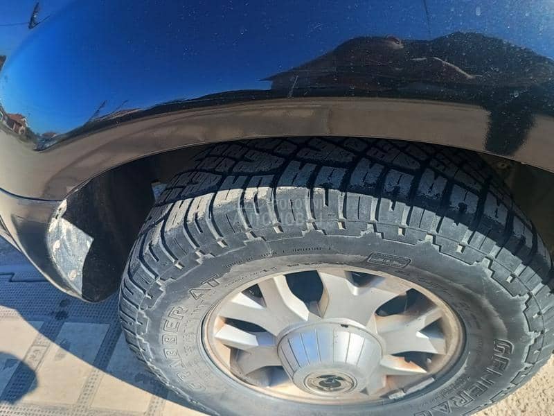 SsangYong Rexton 2.7