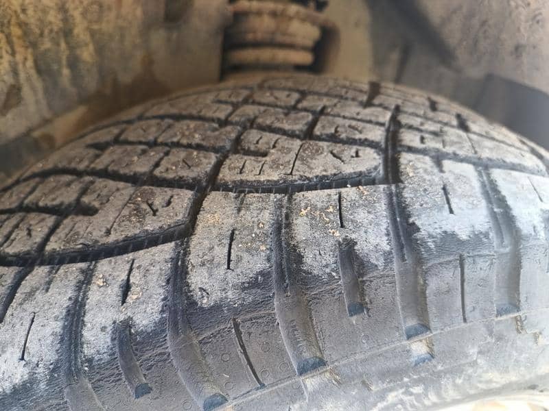 SsangYong Rexton 2.7