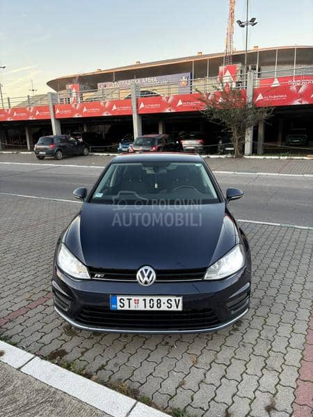 Volkswagen Golf 7 R line