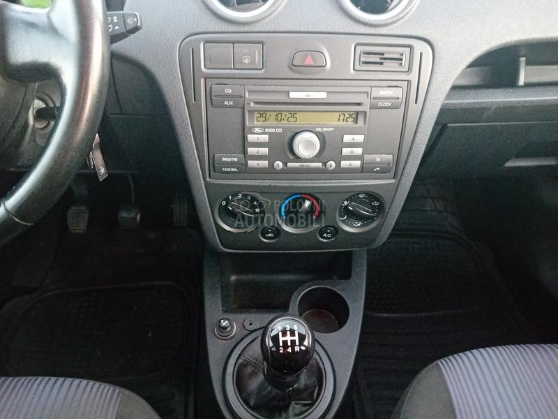 Ford Fusion 1.4 tdci