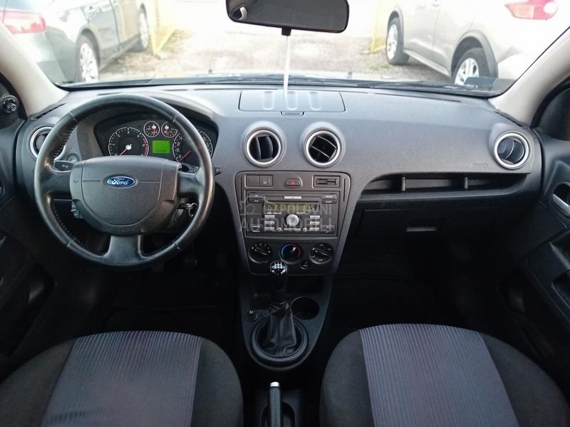 Ford Fusion 1.4 tdci
