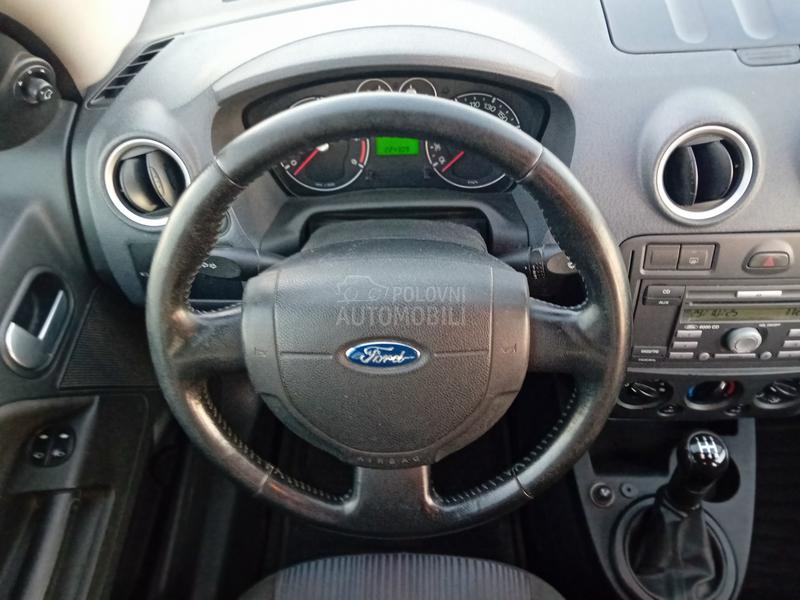 Ford Fusion 1.4 tdci