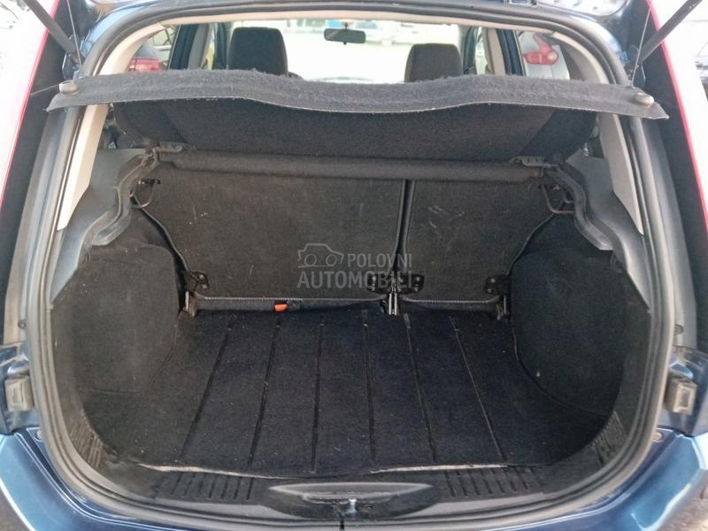 Ford Fusion 1.4 tdci