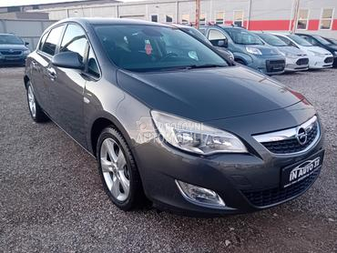 Opel Astra J 1.7 cdti