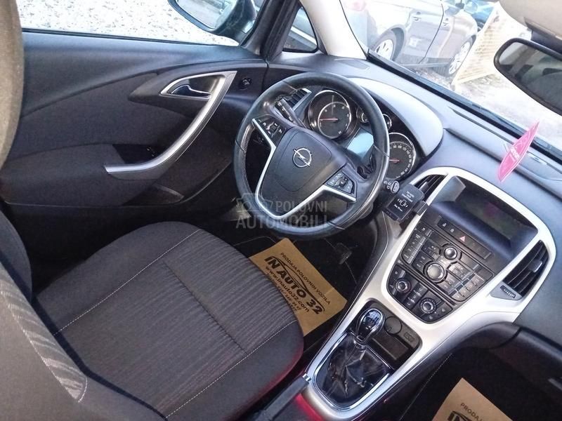Opel Astra J 1.7 cdti