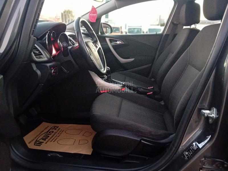 Opel Astra J 1.7 cdti