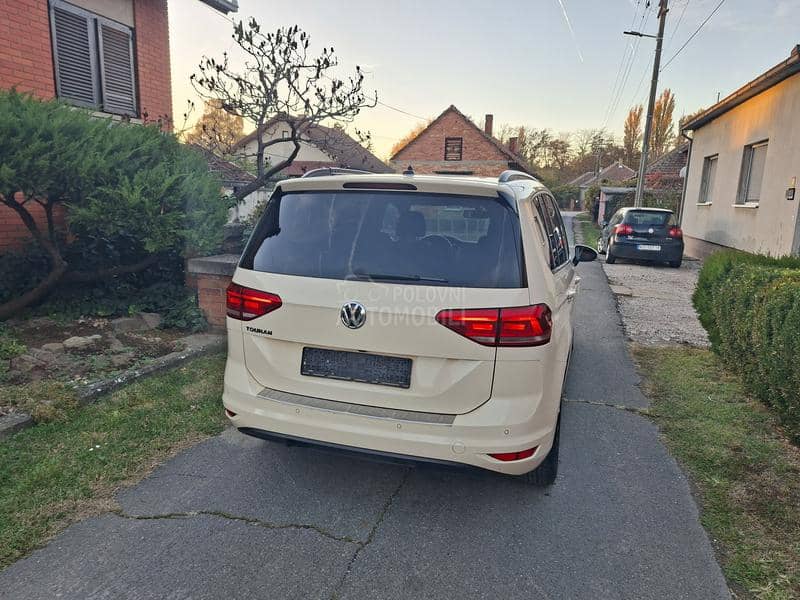 Volkswagen Touran 2.0 TDI
