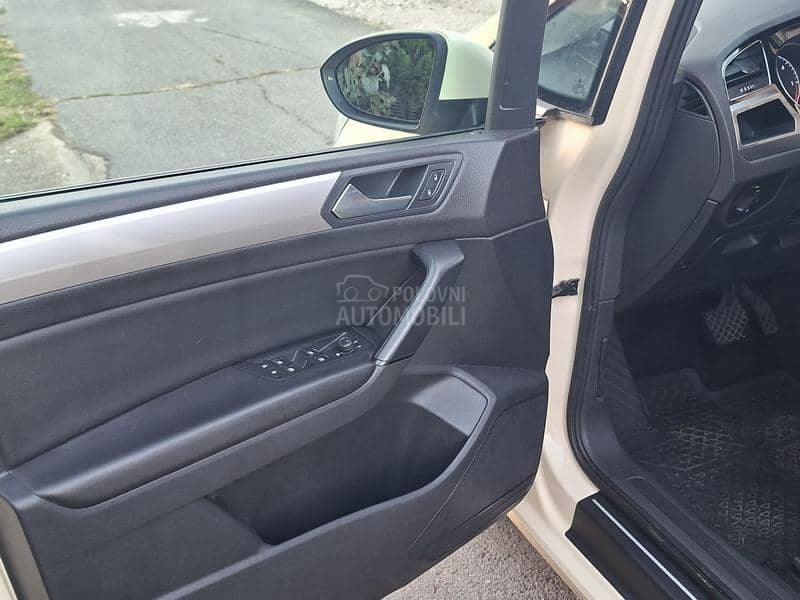 Volkswagen Touran 2.0 TDI