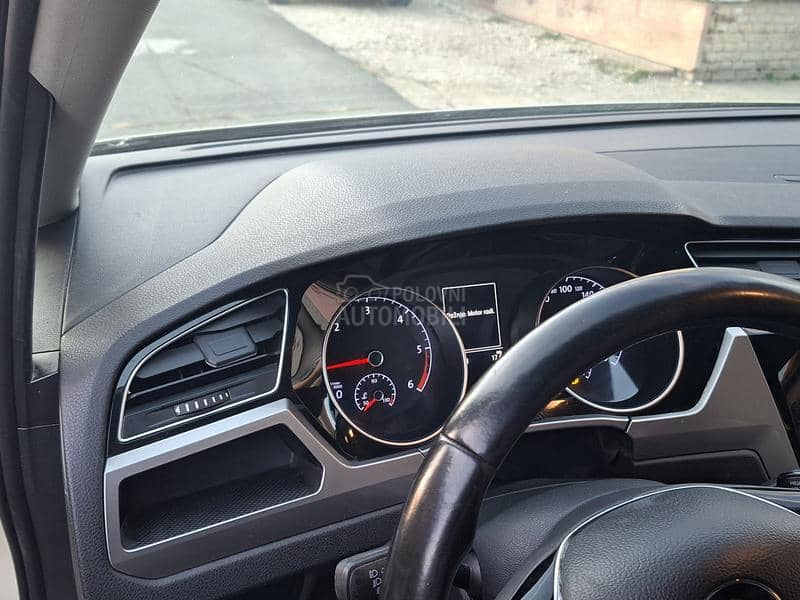 Volkswagen Touran 2.0 TDI