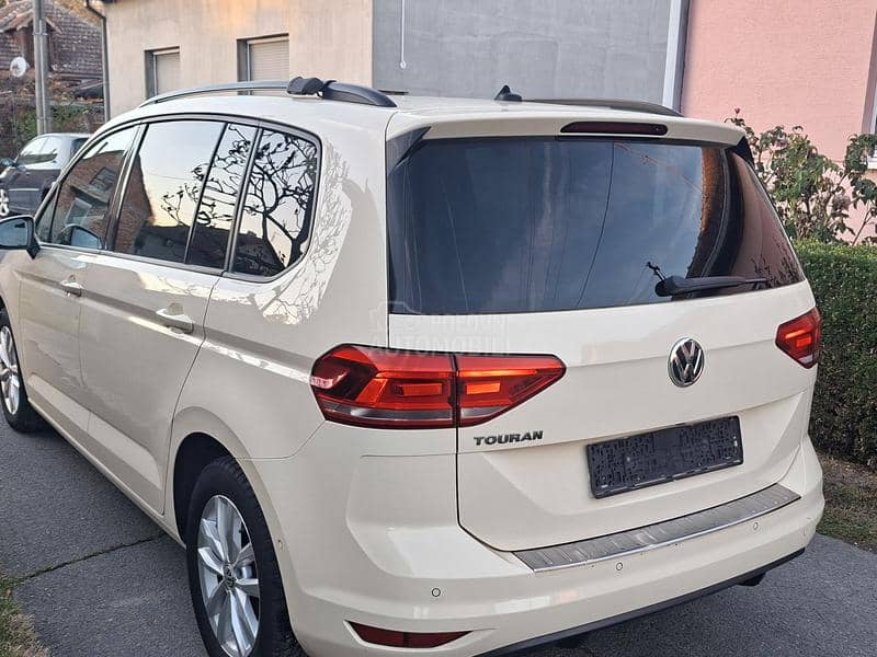 Volkswagen Touran 2.0 TDI