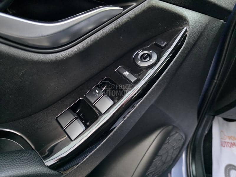 Hyundai ix20 1.6/CH/PAN