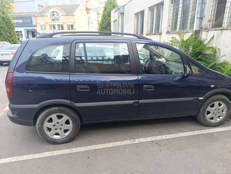Opel Zafira 2.0
