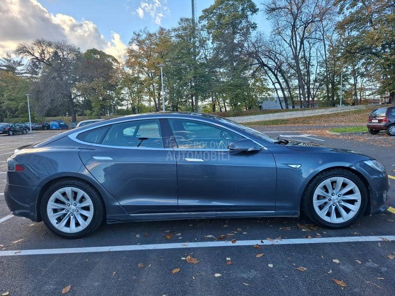 Tesla Model S Tesla S 70D