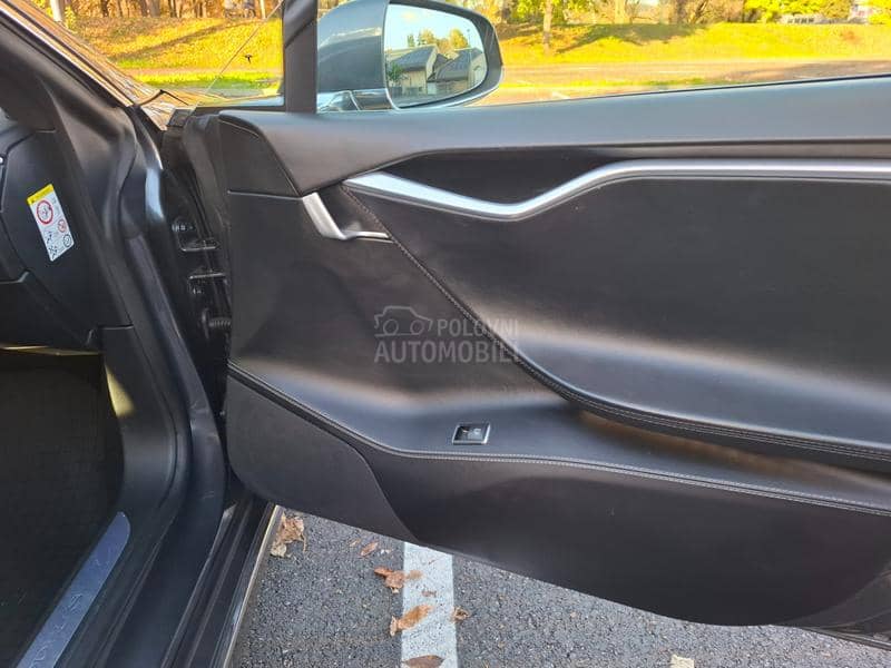 Tesla Model S Tesla S 70D