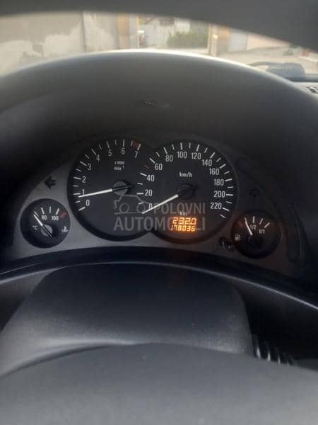 Opel Corsa C 1.0