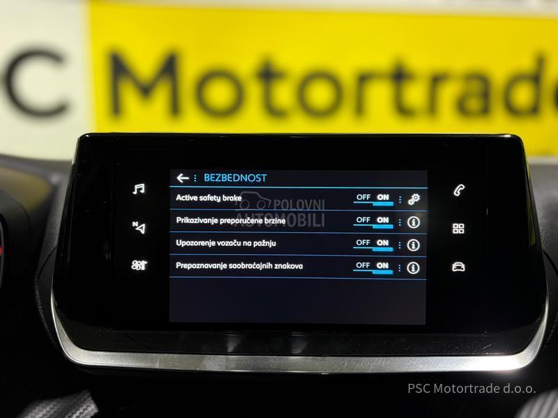 Peugeot 2008 Nav/Led/MT6