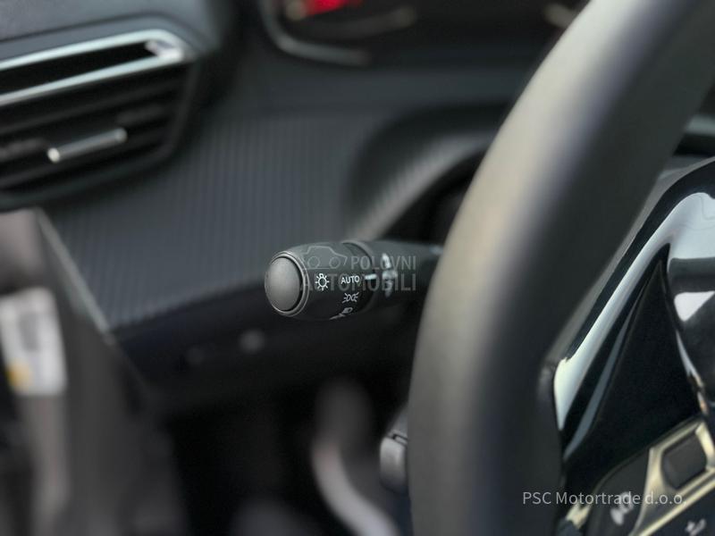 Peugeot 2008 Nav/Led/MT6