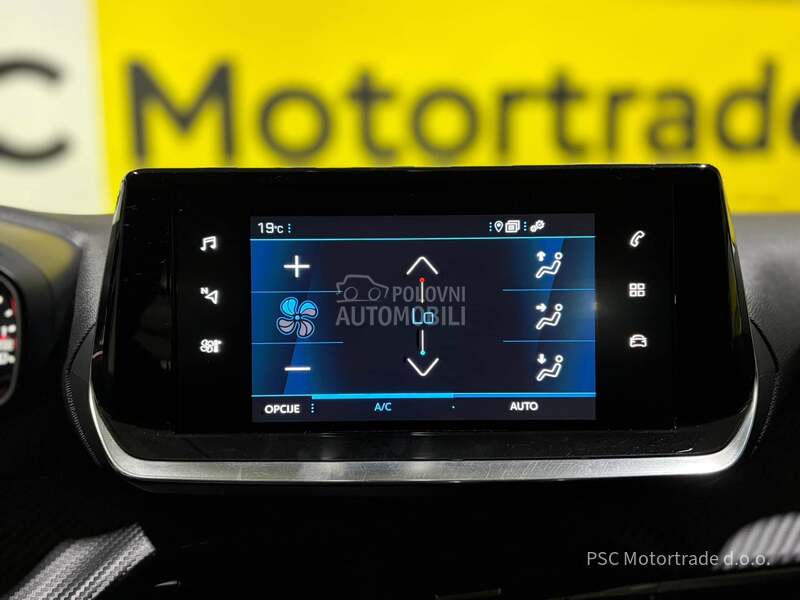 Peugeot 2008 Nav/Led/MT6
