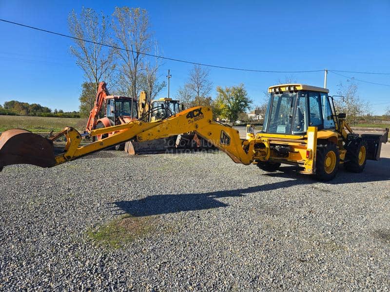 JCB 4CX