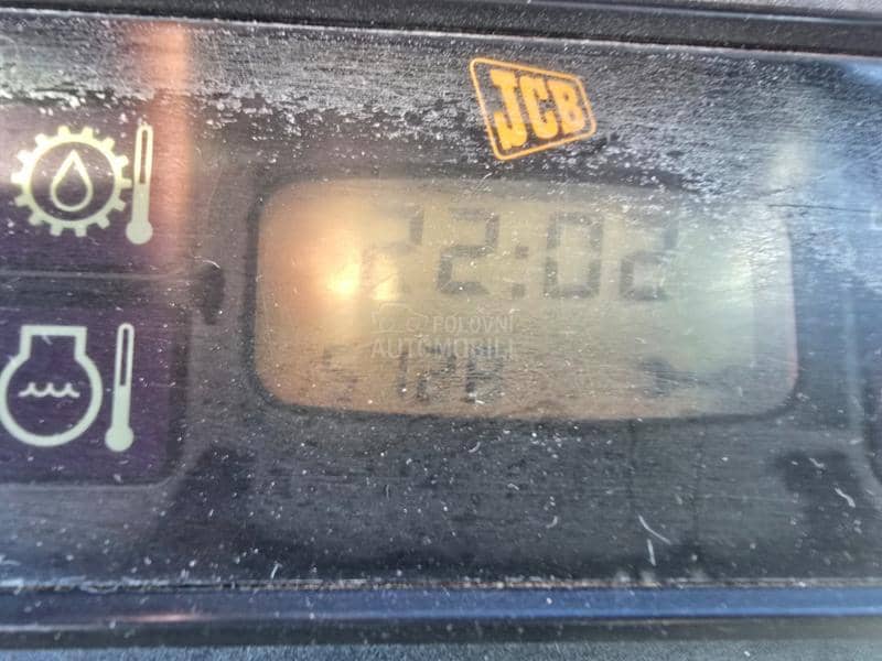 JCB 4CX