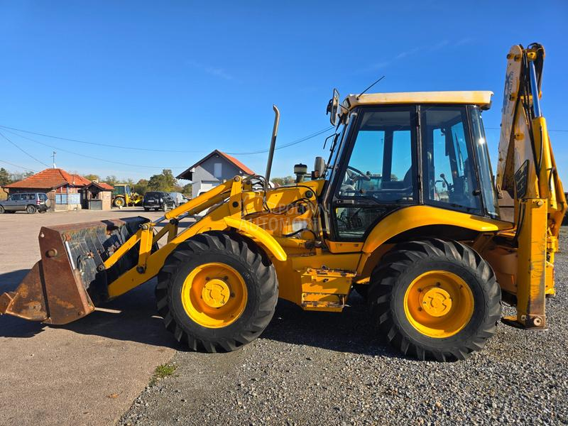 JCB 4CX