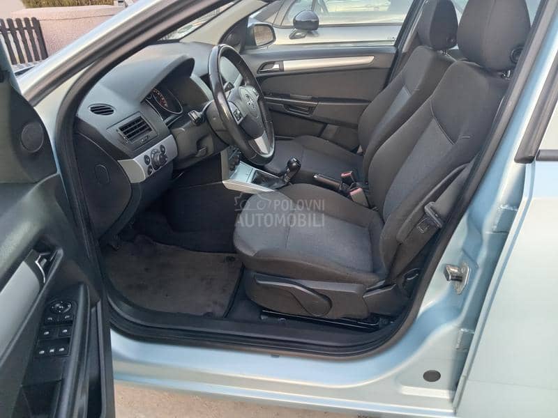 Opel Astra H 1.4 O D L I C N A