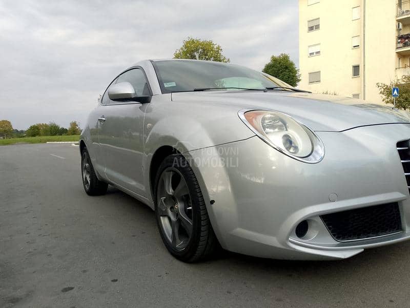 Alfa Romeo MiTo 1.3 M-jet /NAV/